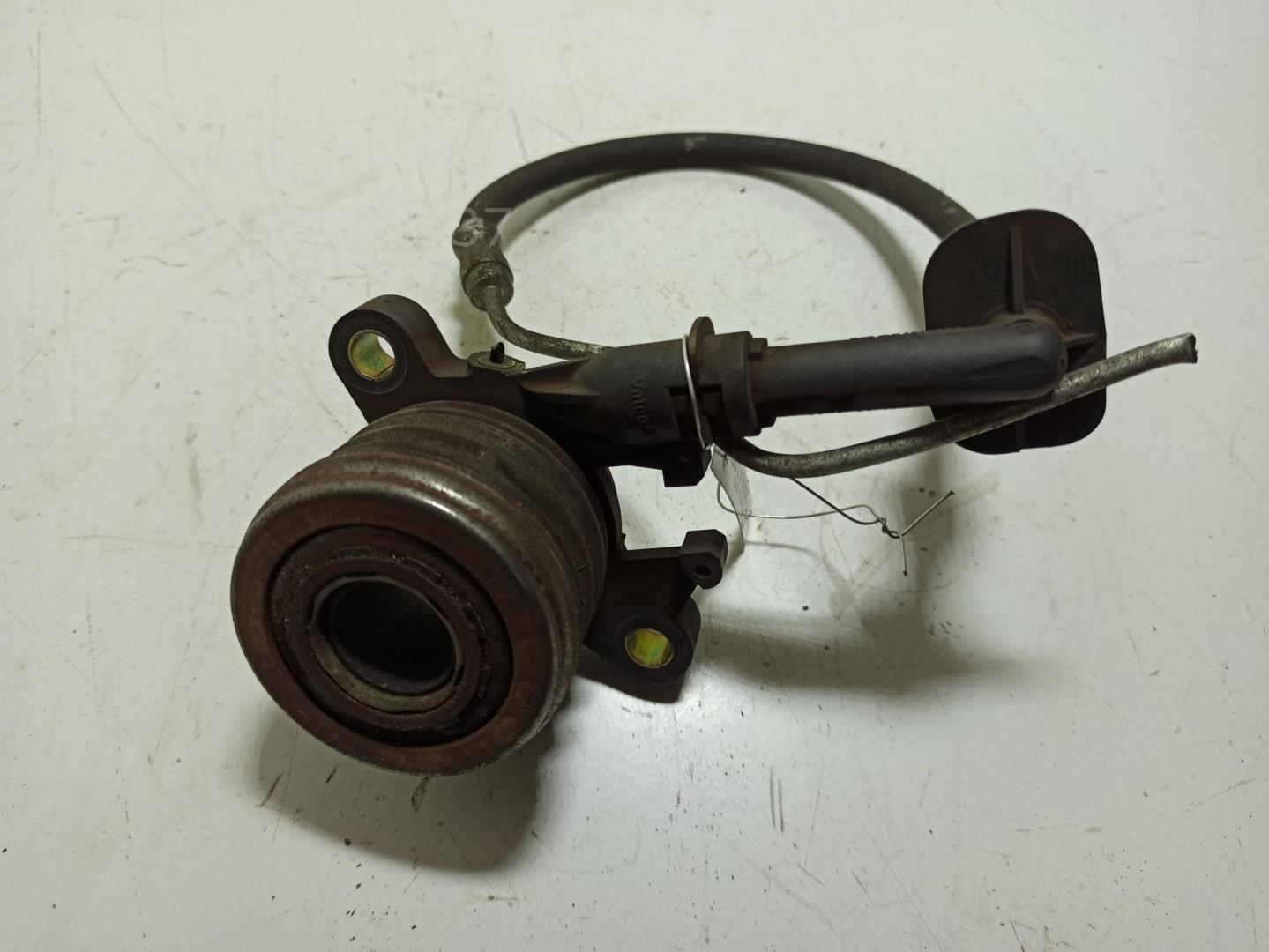 Цилиндр сцепления рабочий