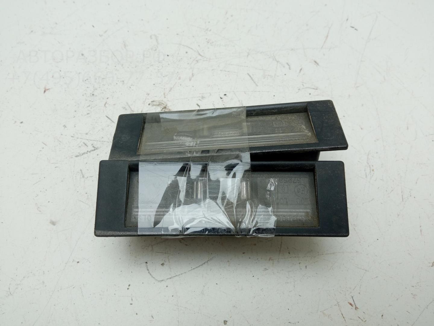 Фонарь подсветки номера