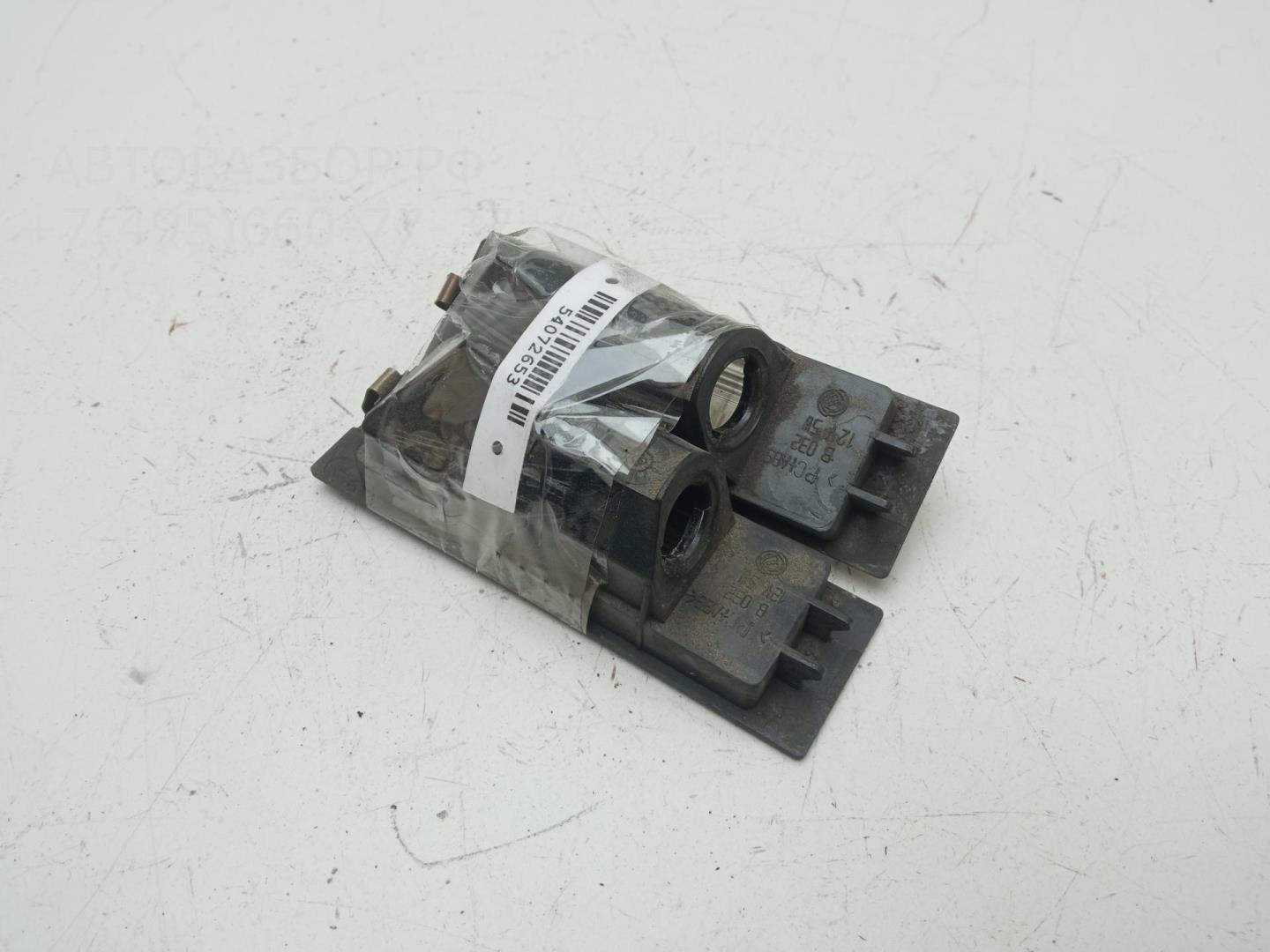 Фонарь подсветки номера