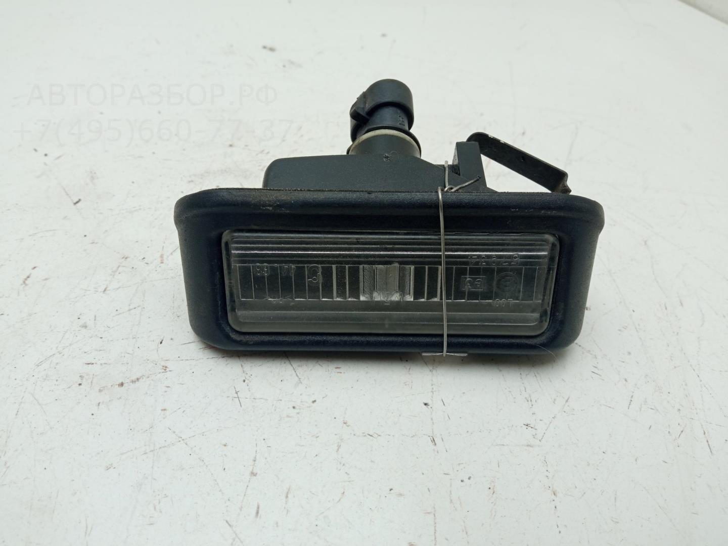 Фонарь подсветки номера