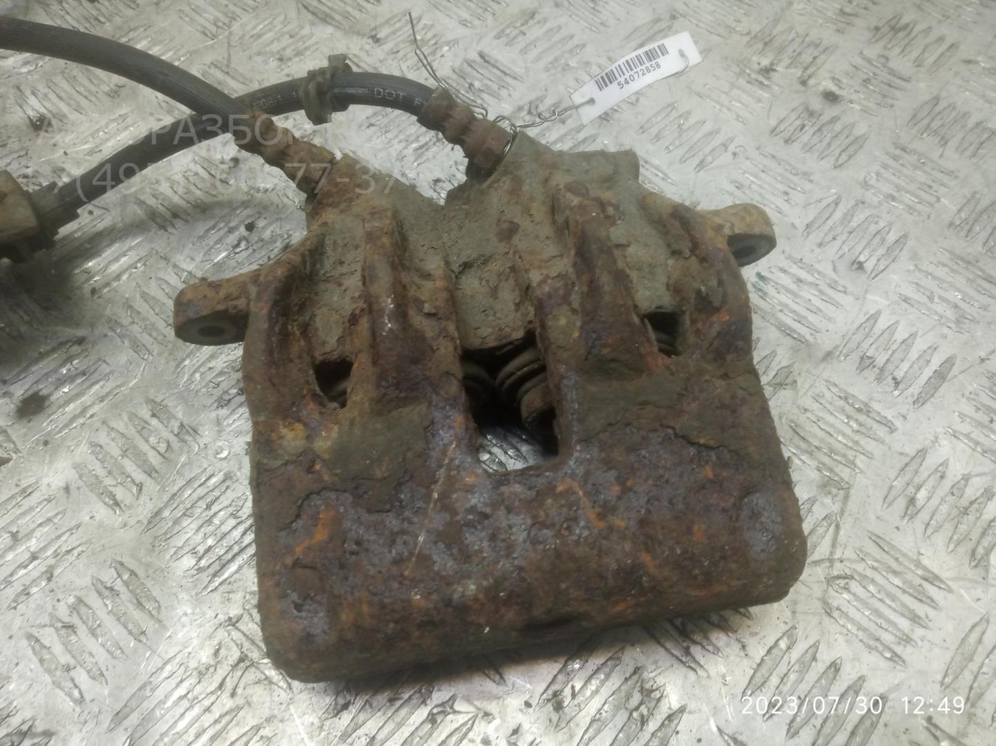 Суппорт передний правый