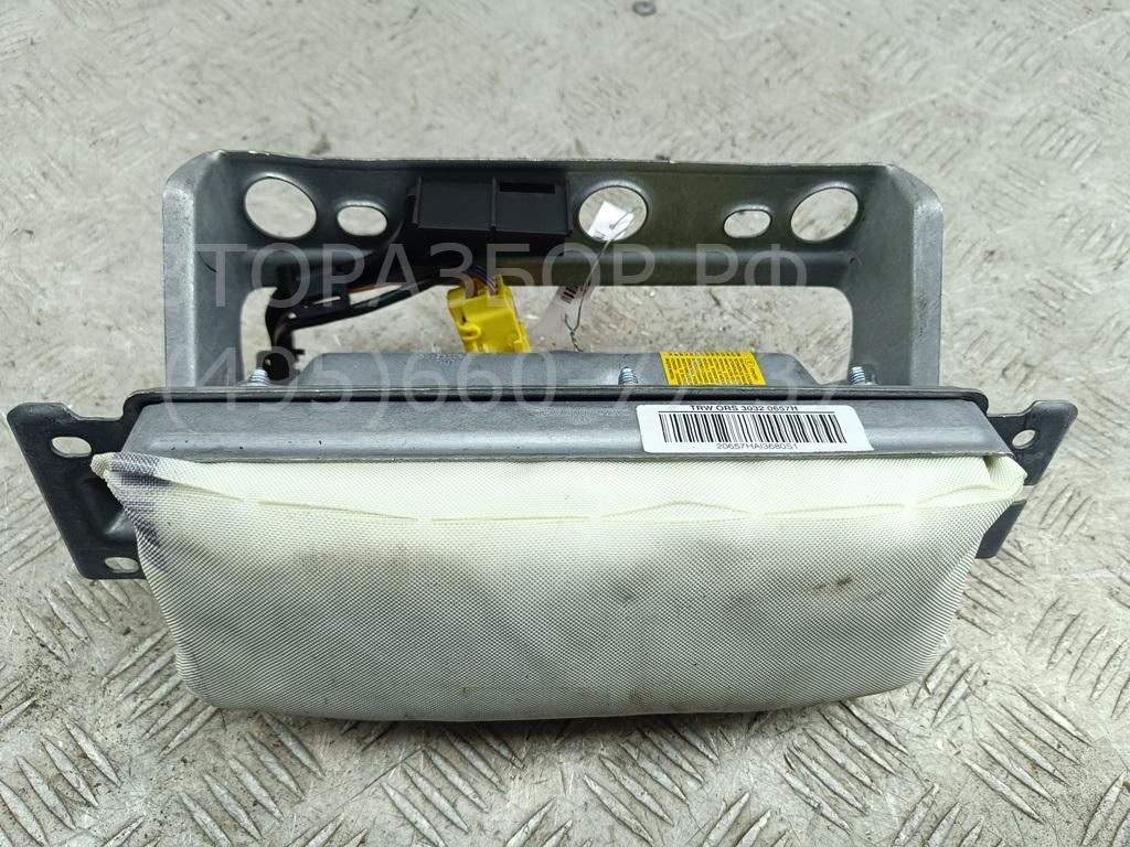 Подушка безопасности пассажирская (в торпедо)