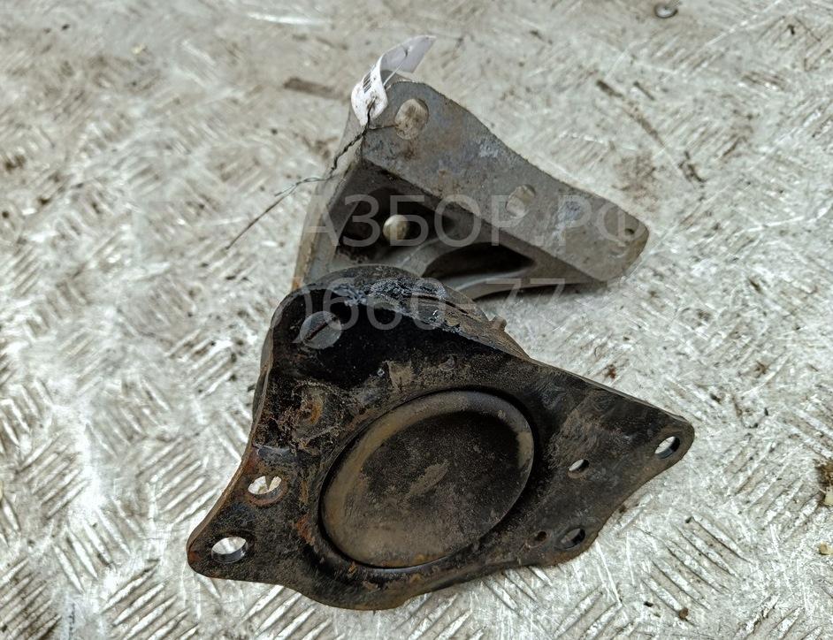 Опора двигателя