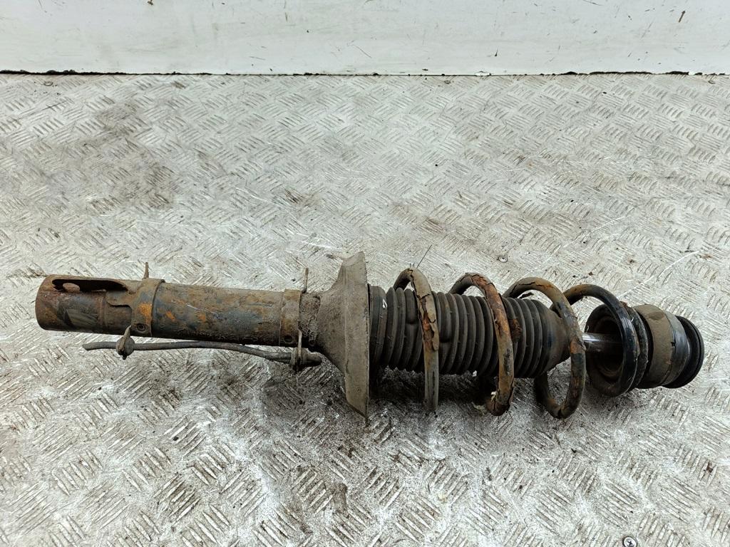 Амортизатор передний правый