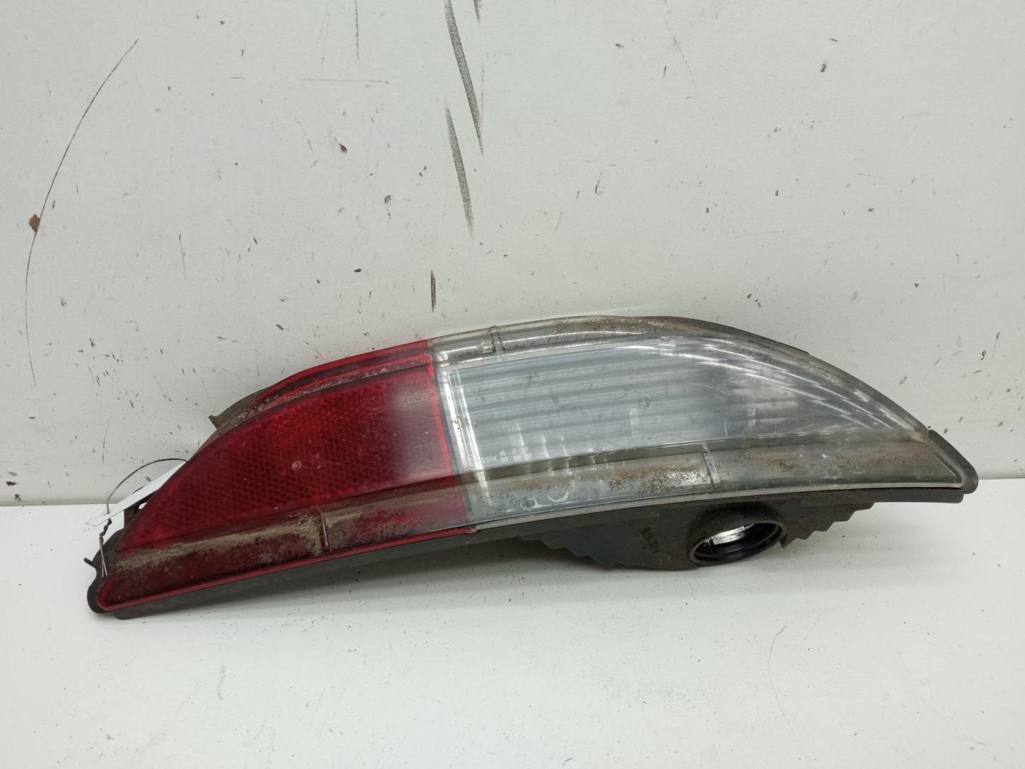 Фонарь задний в бампер правый