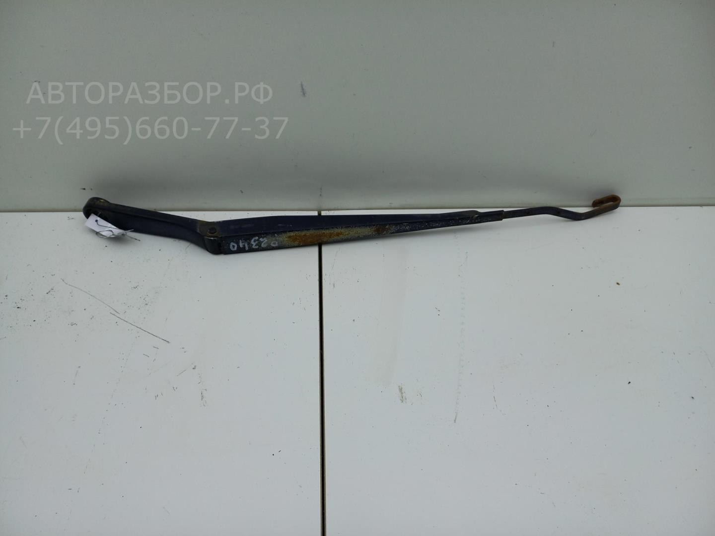 Поводок стеклоочистителя передний правый