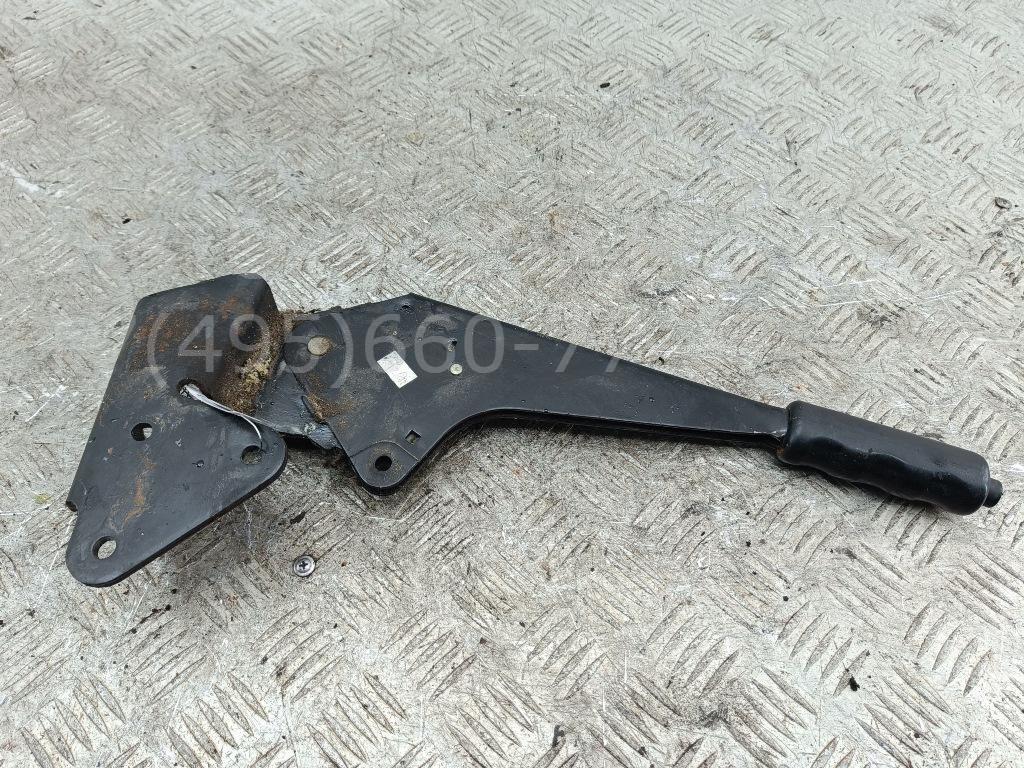 Рычаг стояночного тормоза