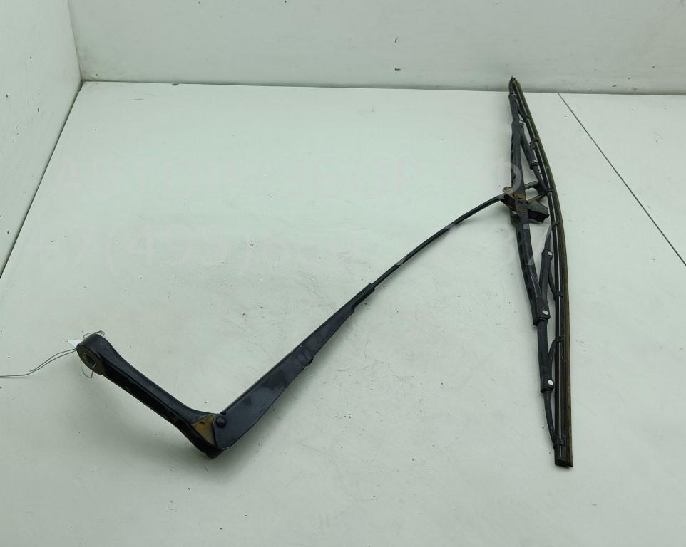 Поводок стеклоочистителя передний правый