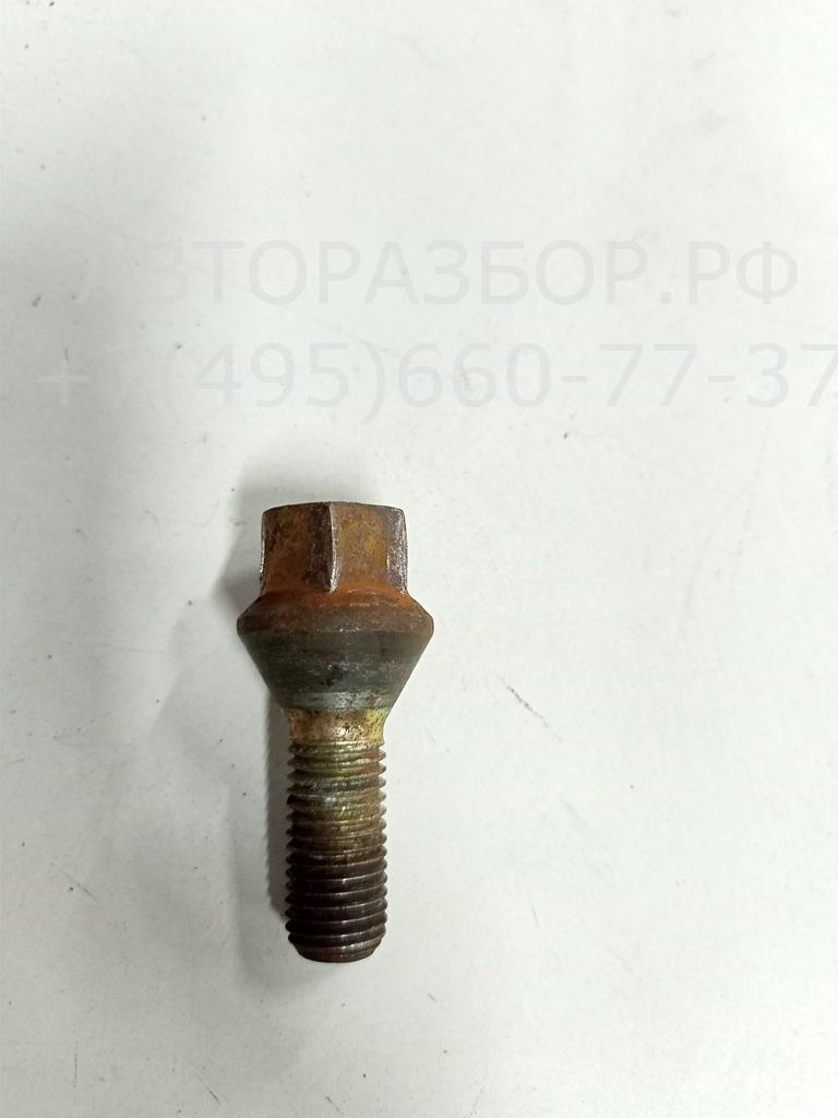 Болт колесный