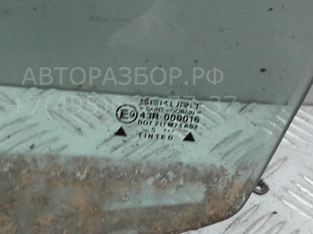 Стекло двери передней левой