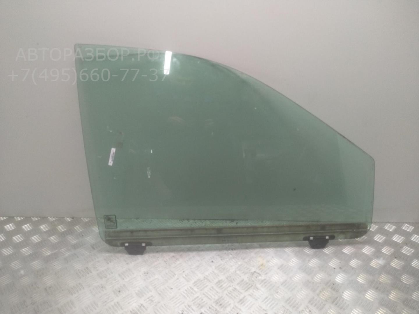 Стекло двери передней правой
