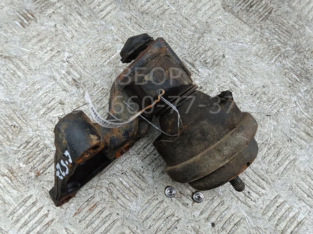 Опора двигателя