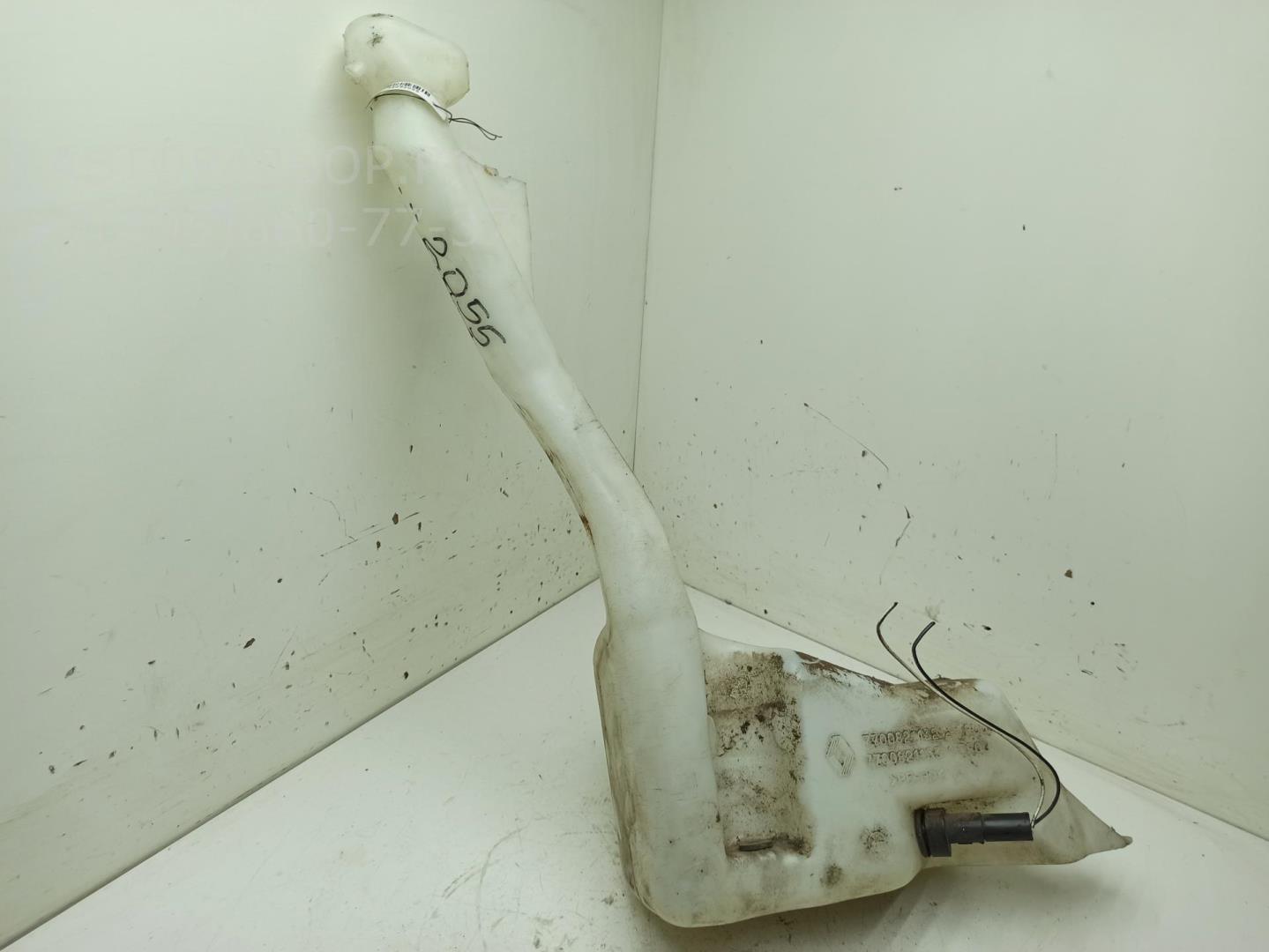 Бачок омывателя лобового стекла