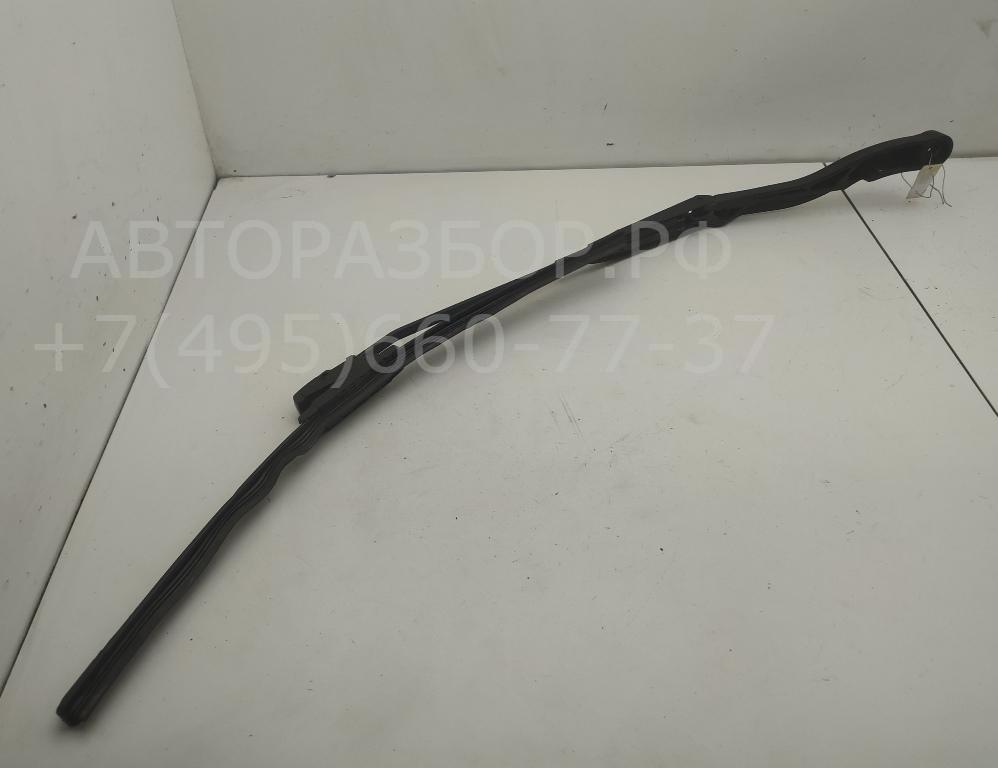 Поводок стеклоочистителя передний правый
