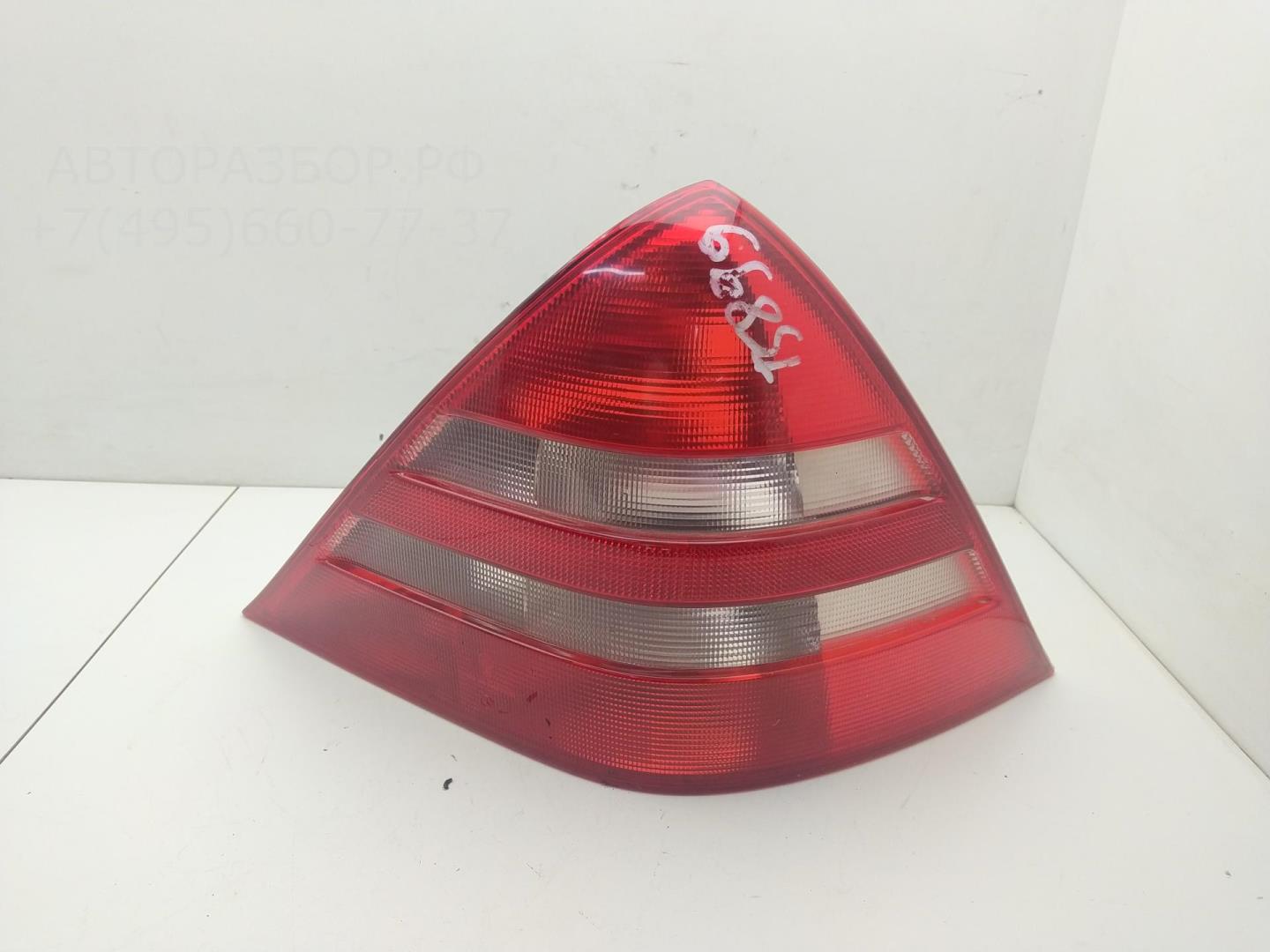 Фонарь задний правый