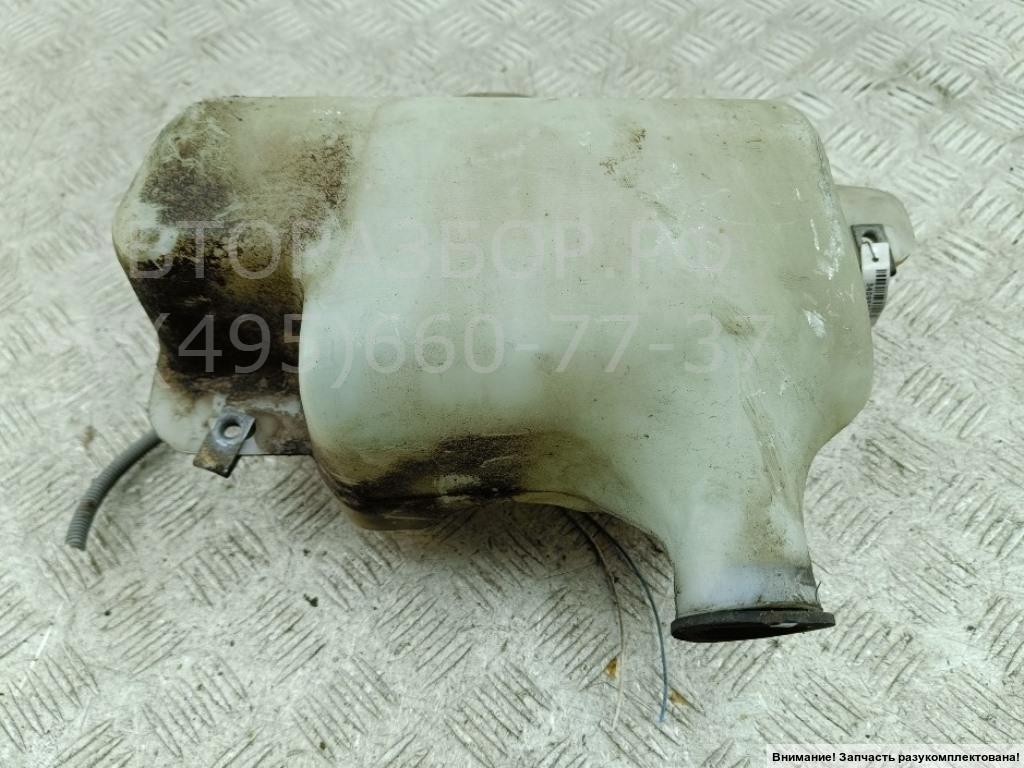 Бачок омывателя лобового стекла