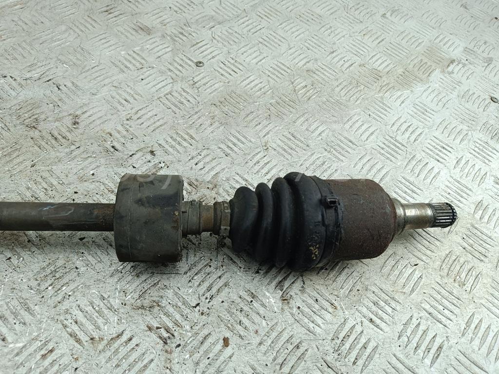 Полуось передняя правая