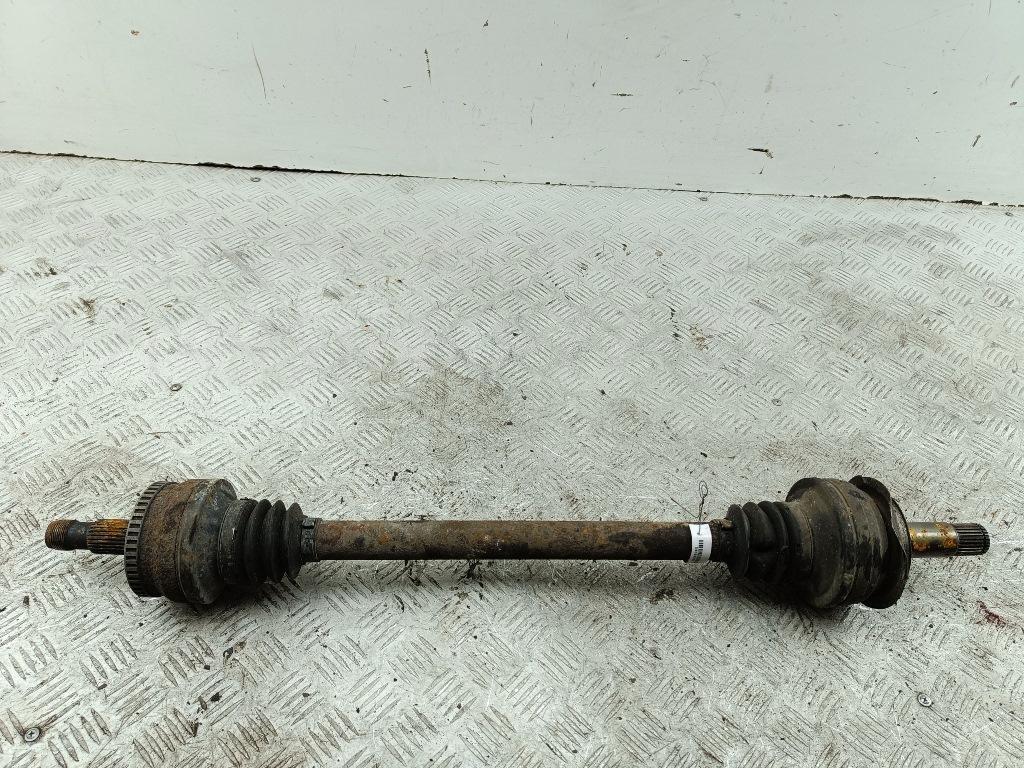 Полуось задняя