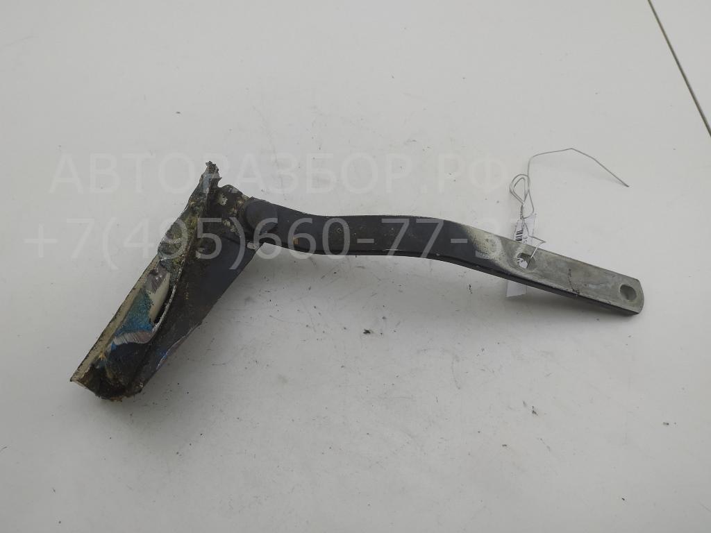 Петля капота левая