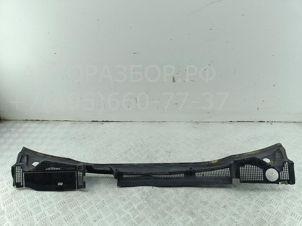 Решетка стеклоочистителей (Жабо)