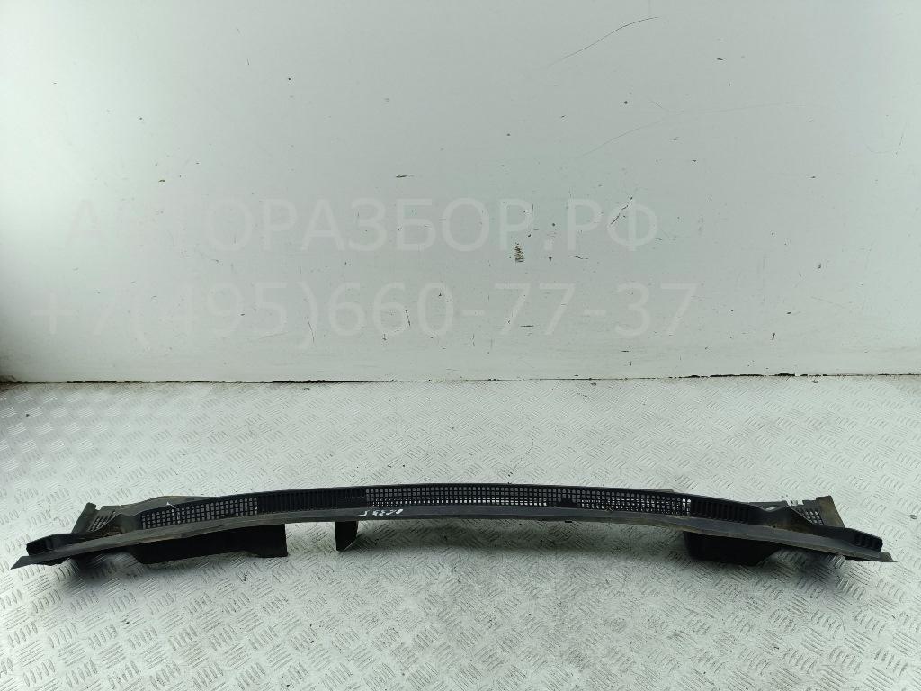 Решетка стеклоочистителей (Жабо)