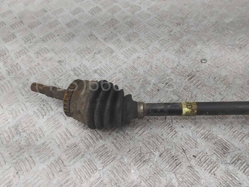 Полуось передняя правая