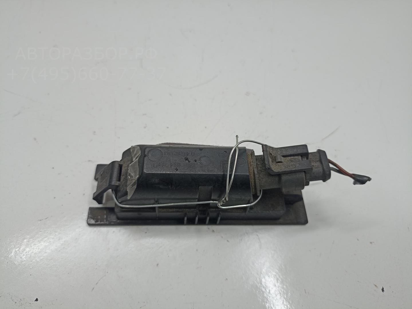 Фонарь подсветки номера