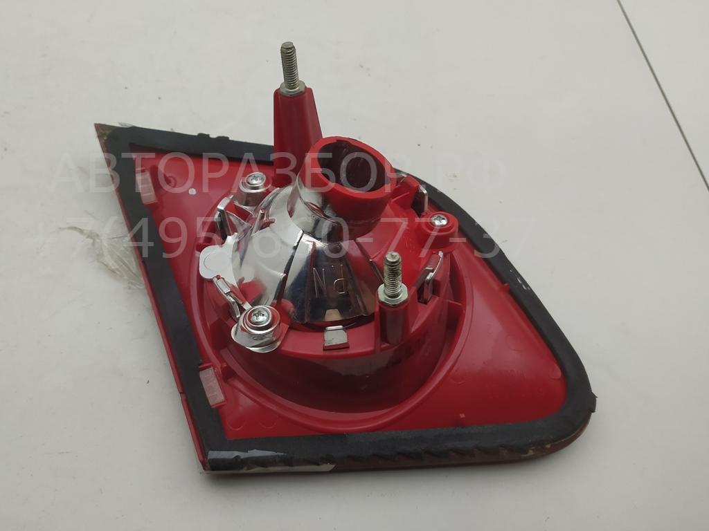 Фонарь задний внутренний правый