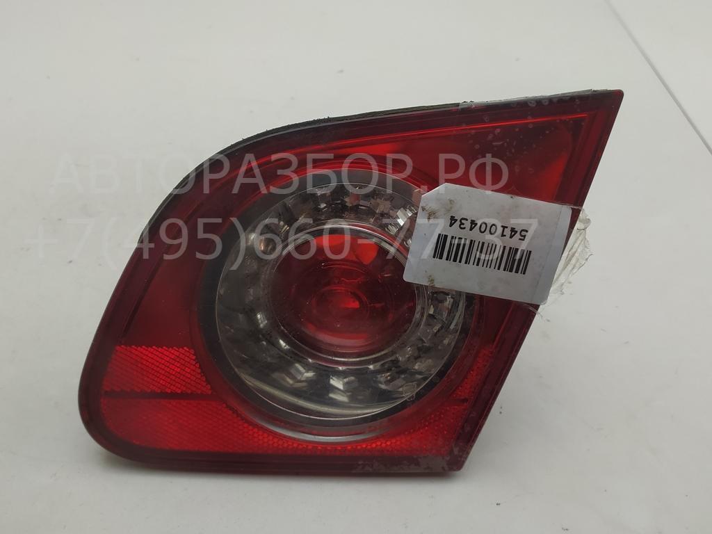 Фонарь задний внутренний правый