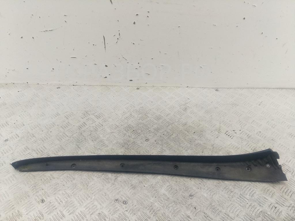 Молдинг лобового стекла