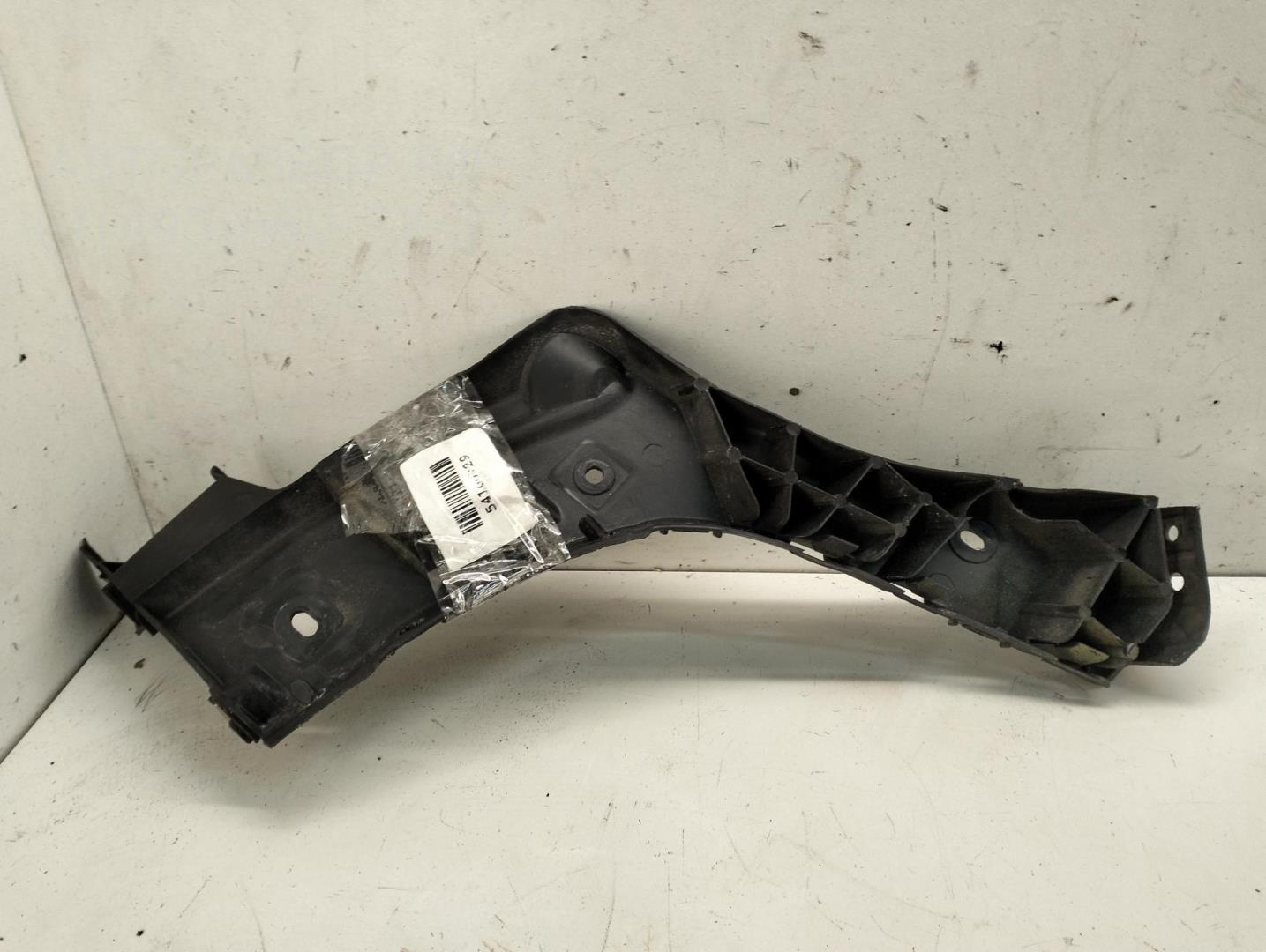 Кронштейн заднего бампера левый