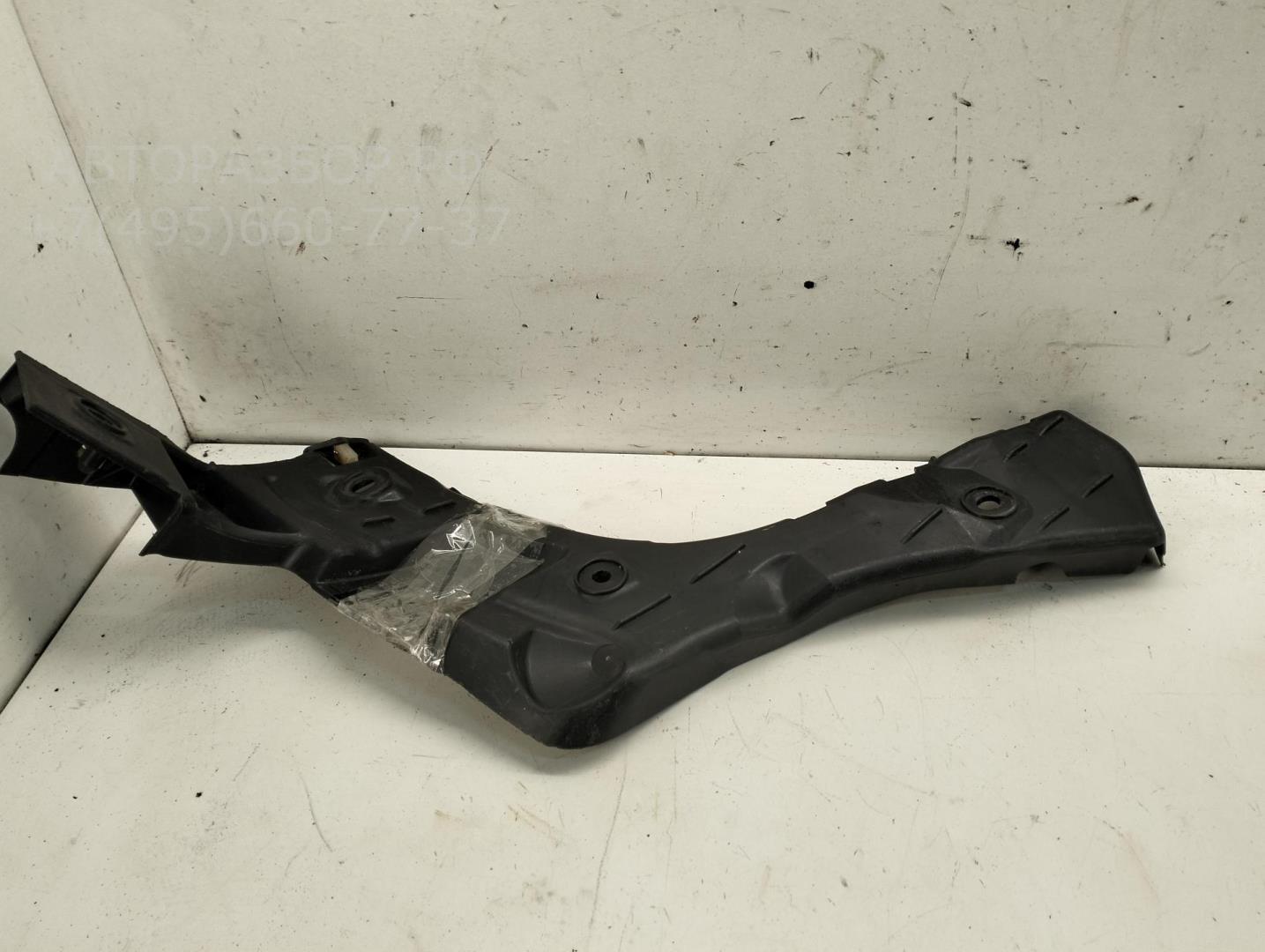 Кронштейн заднего бампера левый