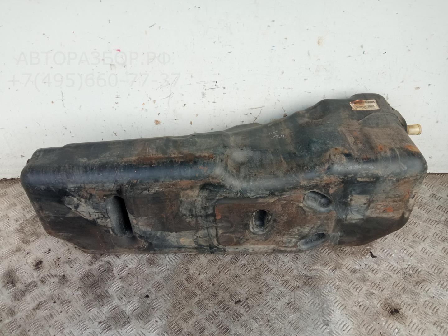 Бак топливный