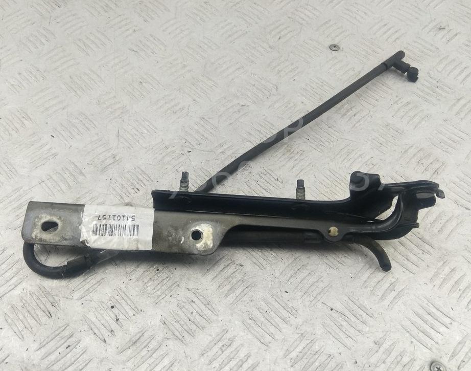 Петля капота правая