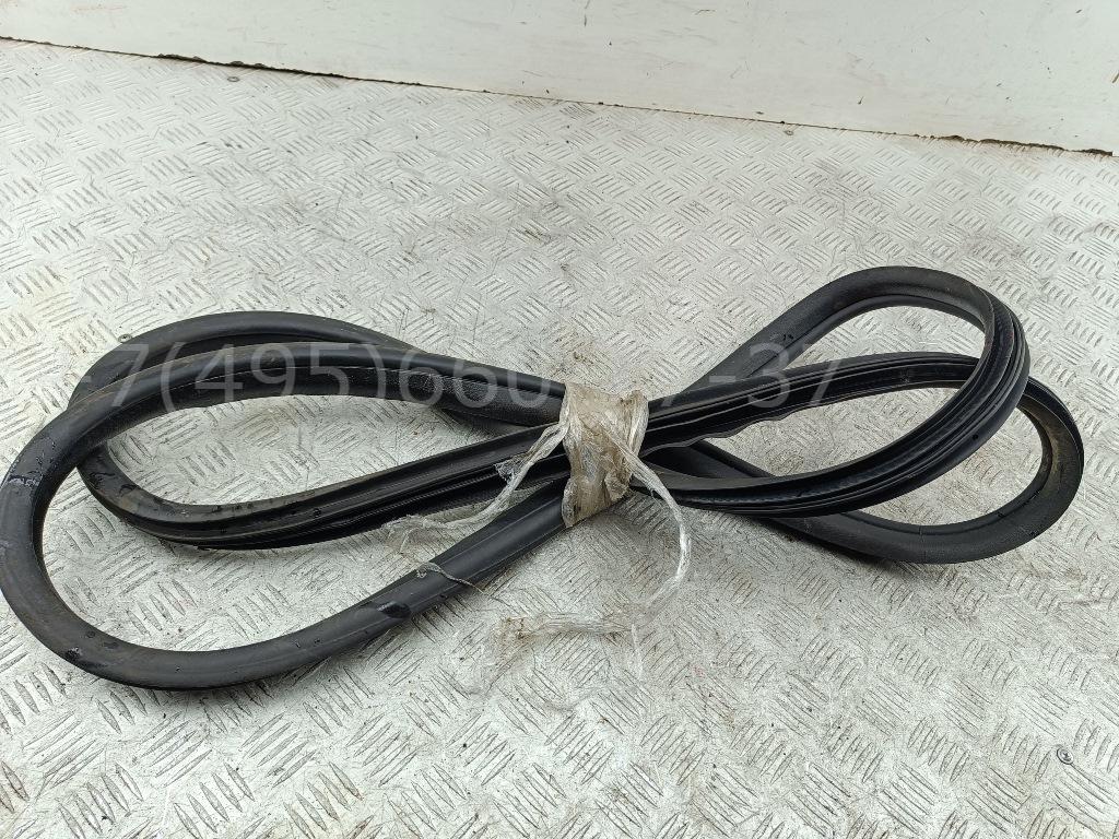 Уплотнитель двери