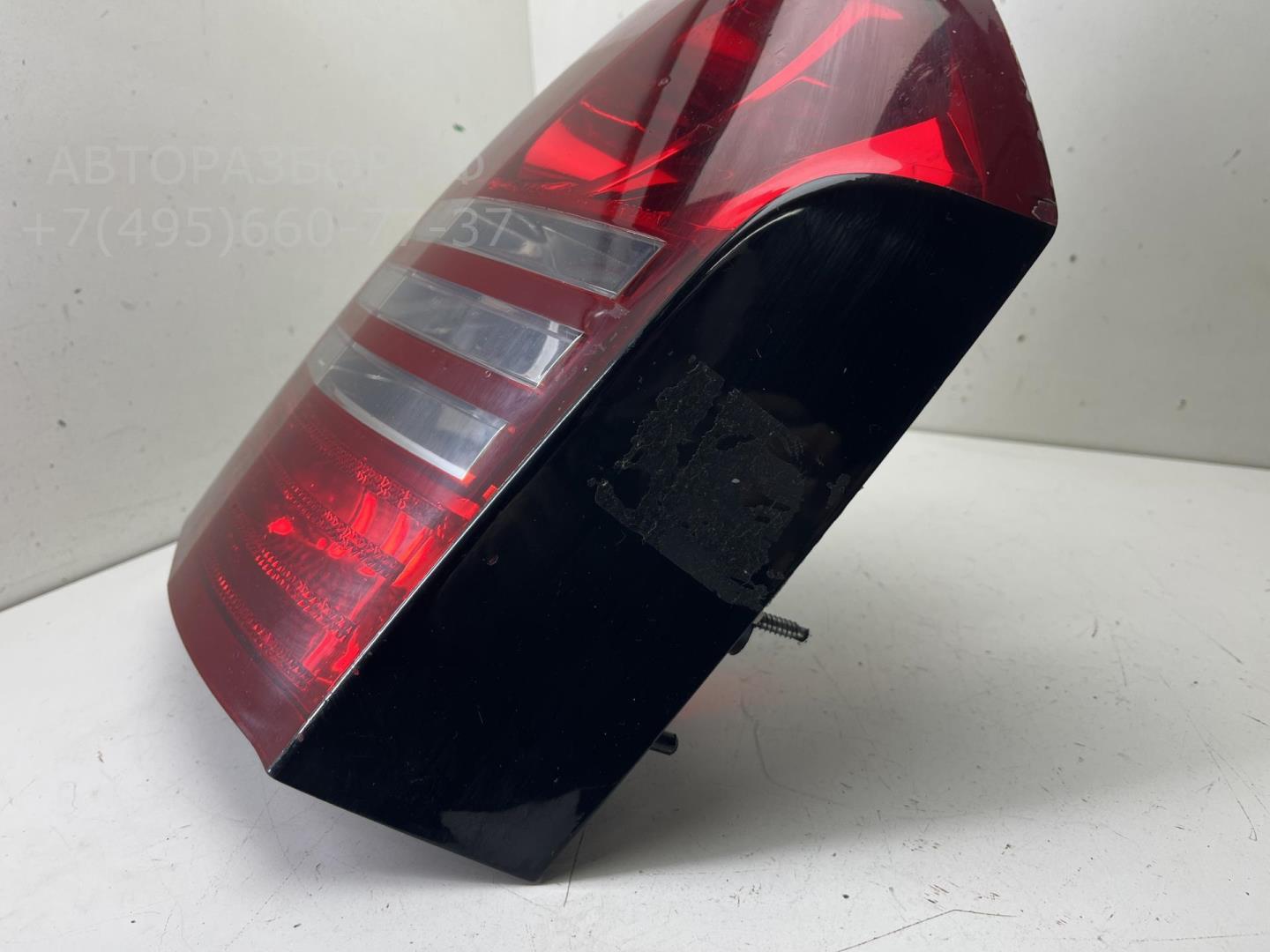 Фонарь задний правый