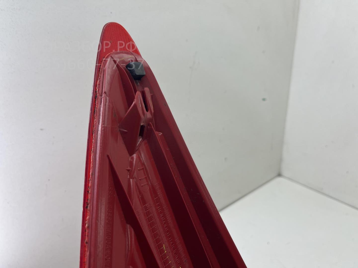 Фонарь задний правый