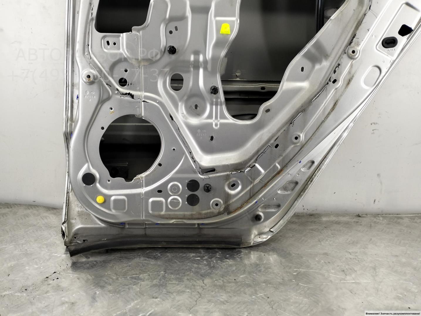 Дверь задняя правая