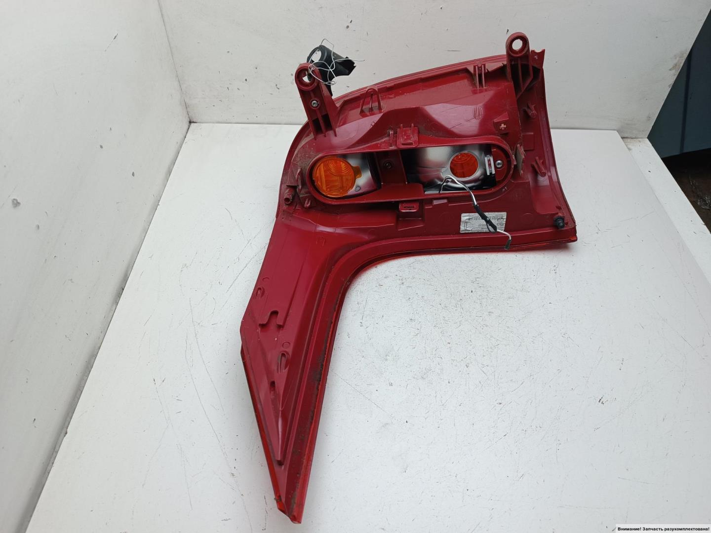 Фонарь задний левый