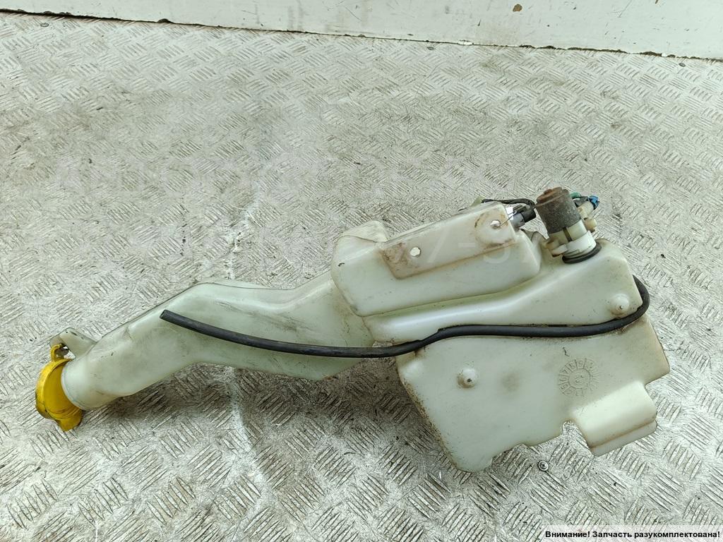 Бачок омывателя лобового стекла