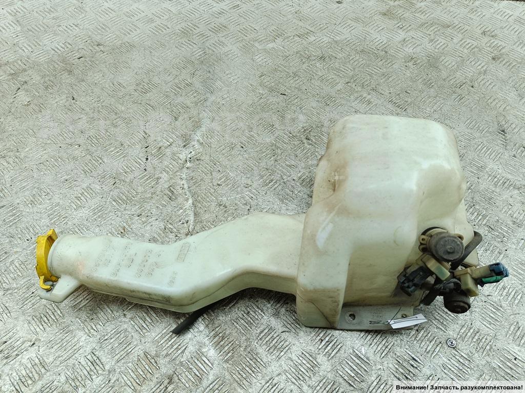 Бачок омывателя лобового стекла