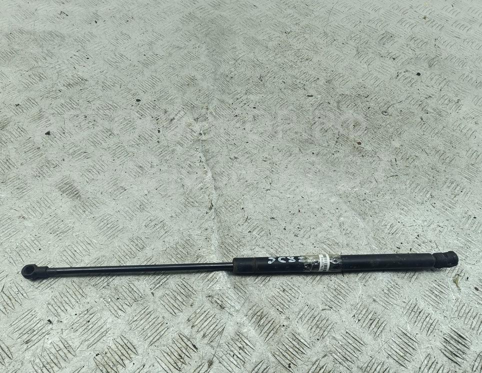 Амортизатор капота