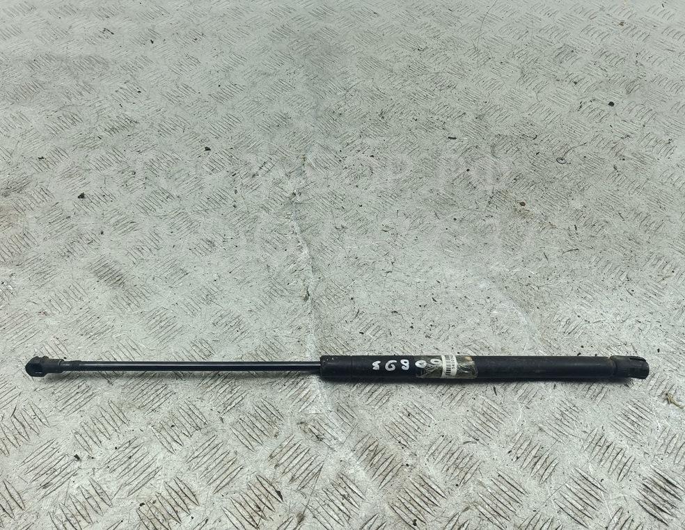 Амортизатор капота