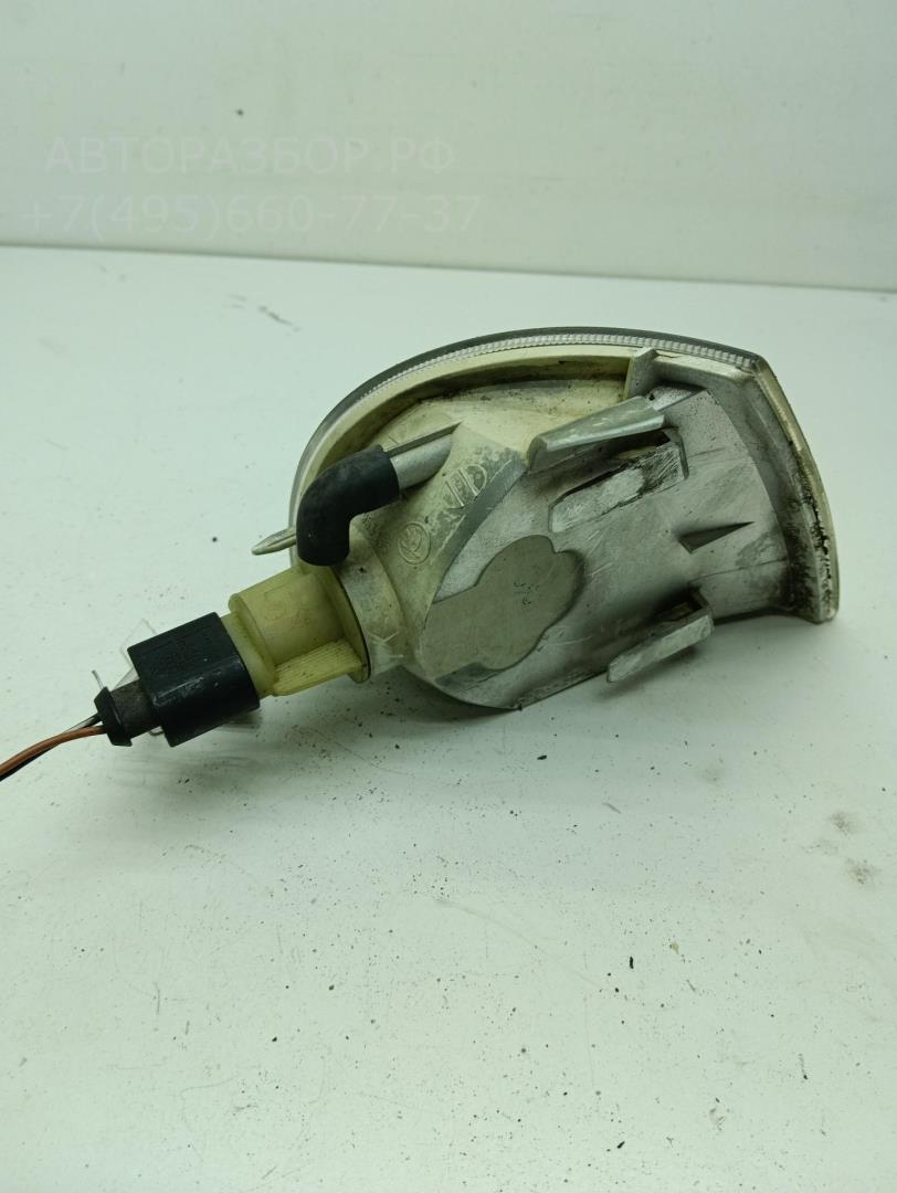 Указатель поворота левый