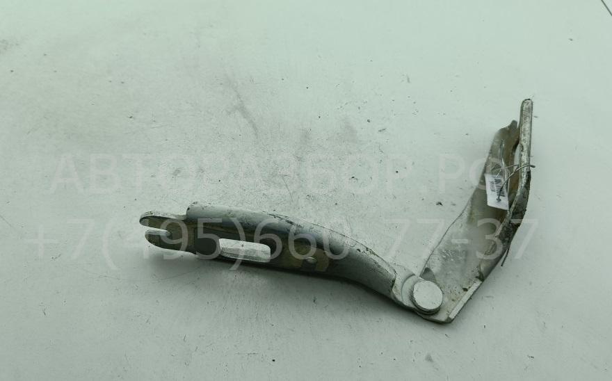 Петля капота левая