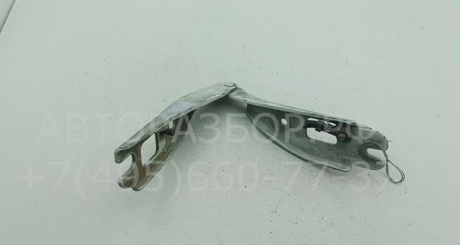 Петля капота правая