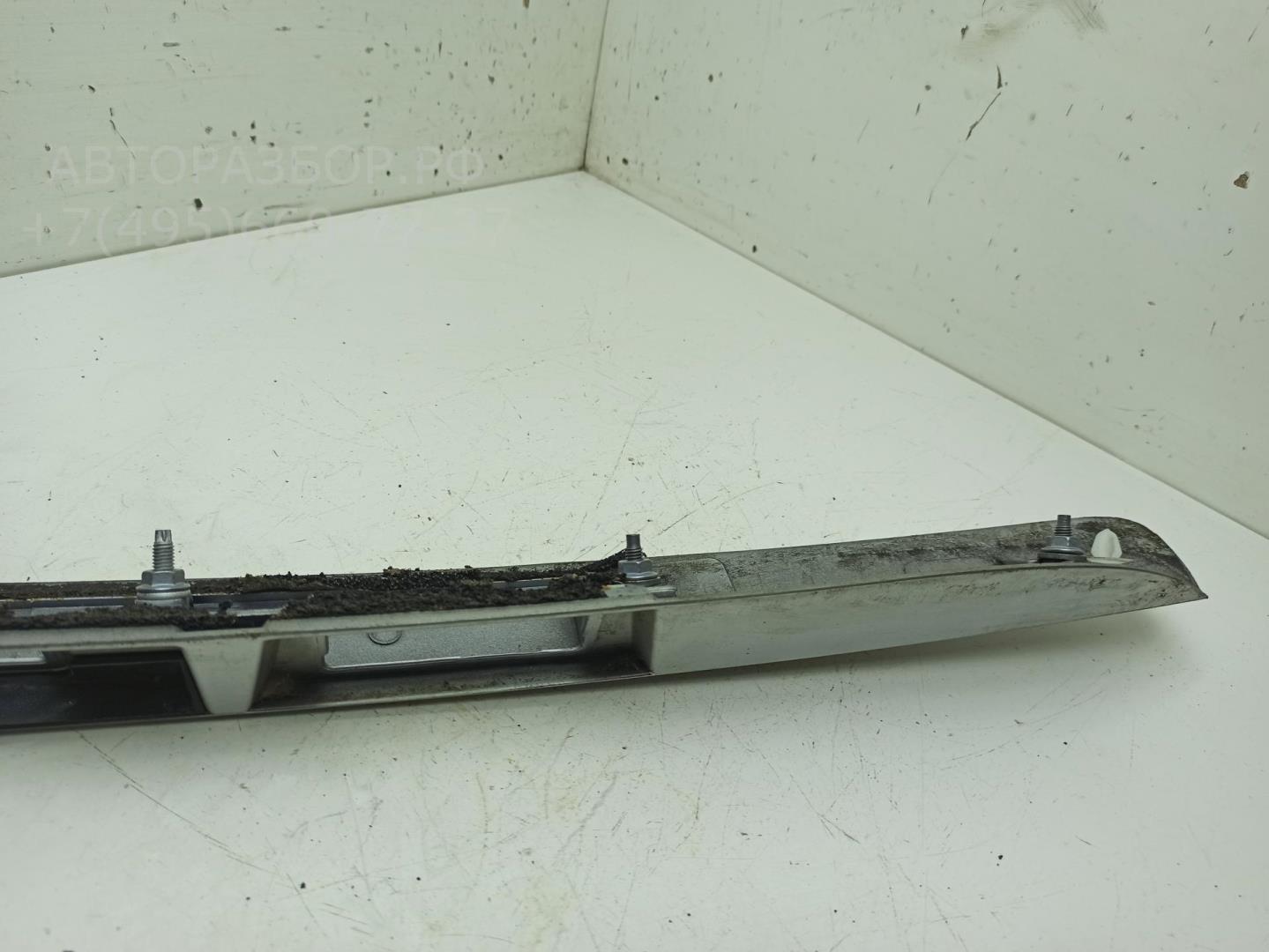 Накладка крышки багажника