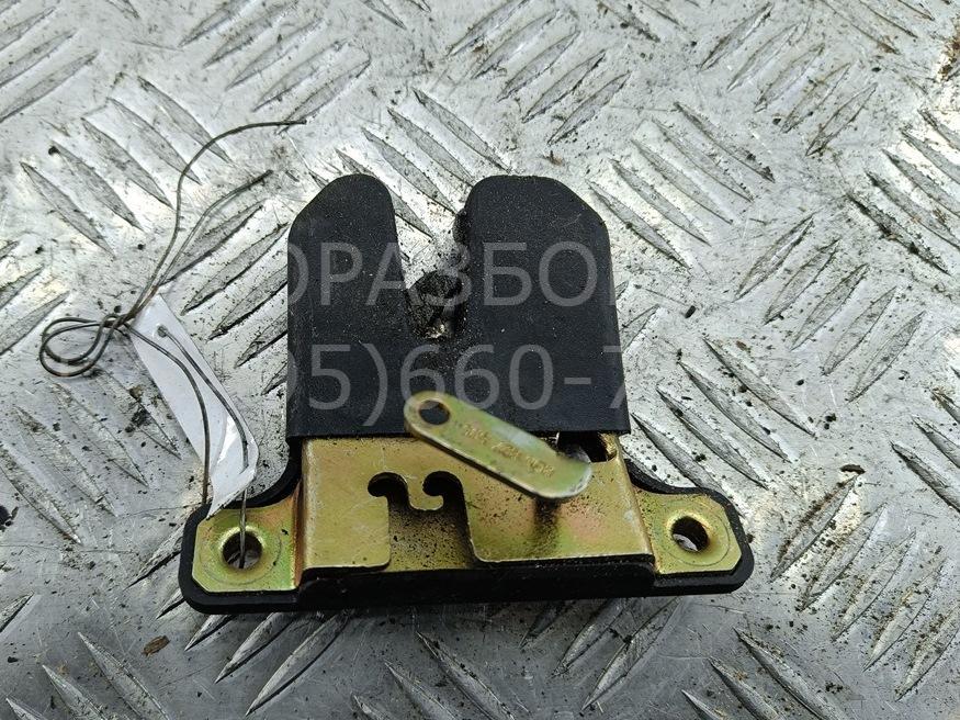 Замок багажника