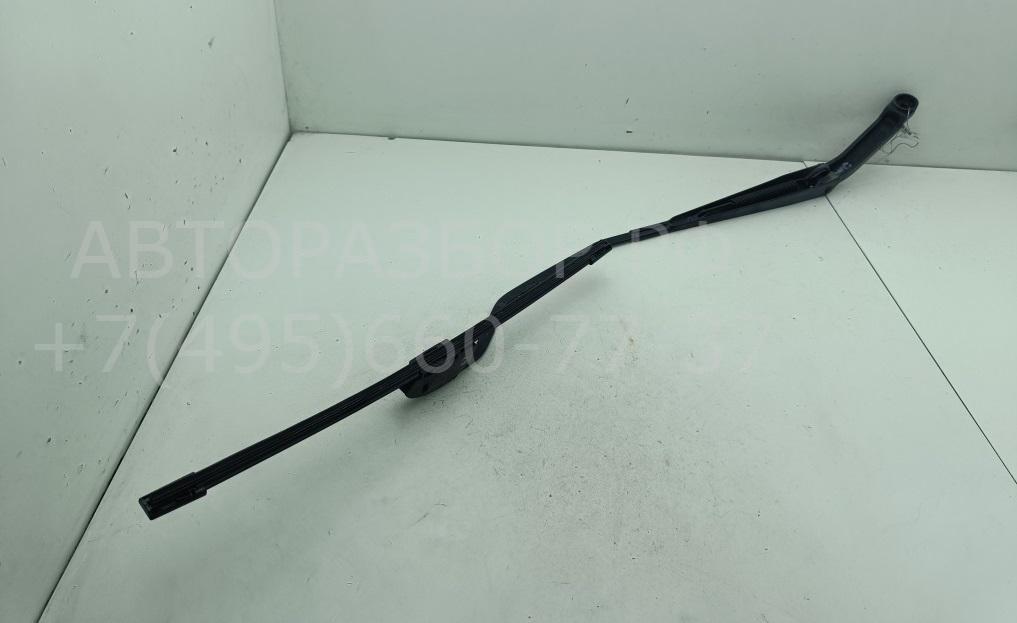 Поводок стеклоочистителя передний правый