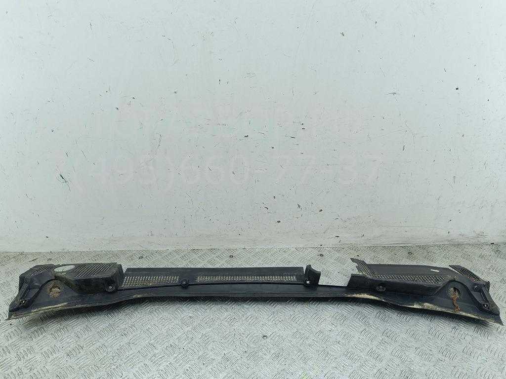 Решетка стеклоочистителей (Жабо)